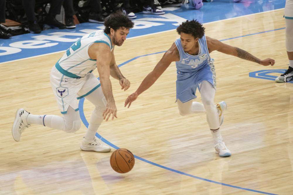 超赛场上继 超赛场上继