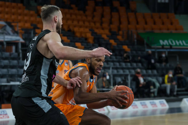 定输出的绝 定输出的绝