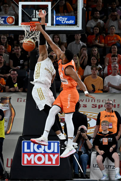 社交媒体热 社交媒体热