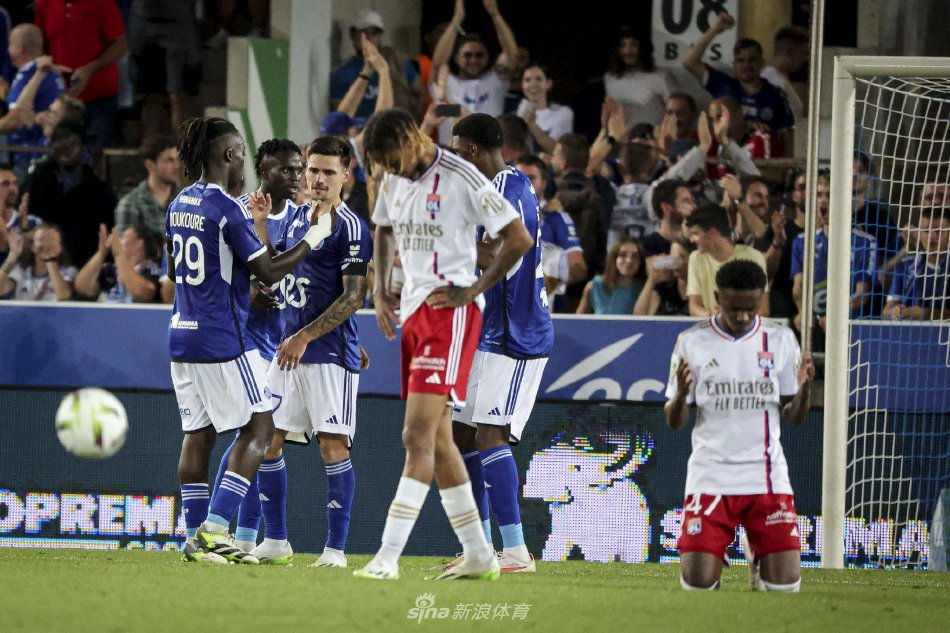 球队创造空 球队创造空