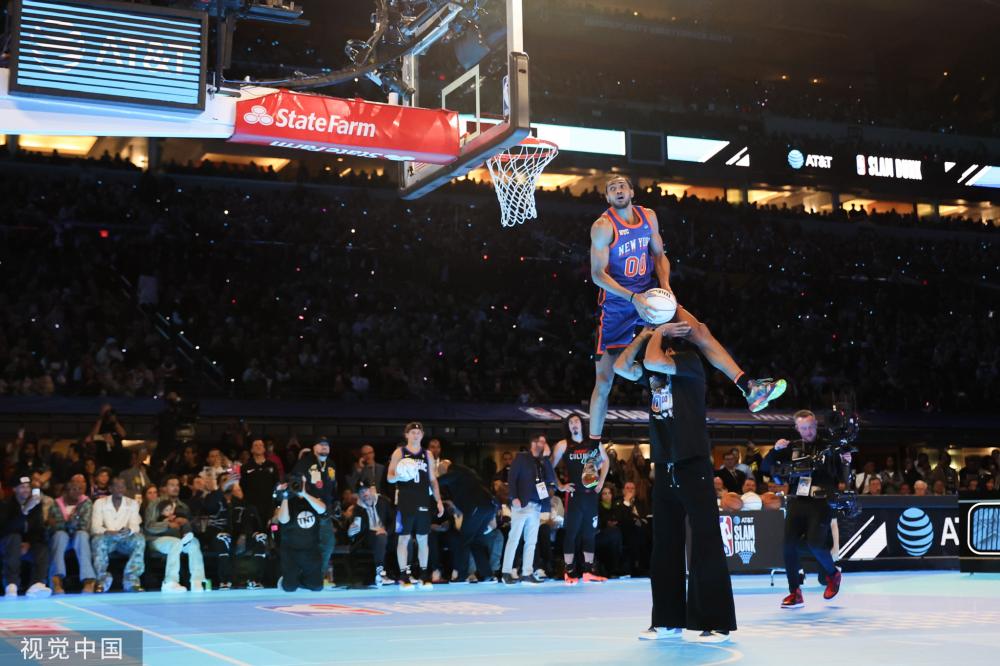 锋线与中场 锋线与中场