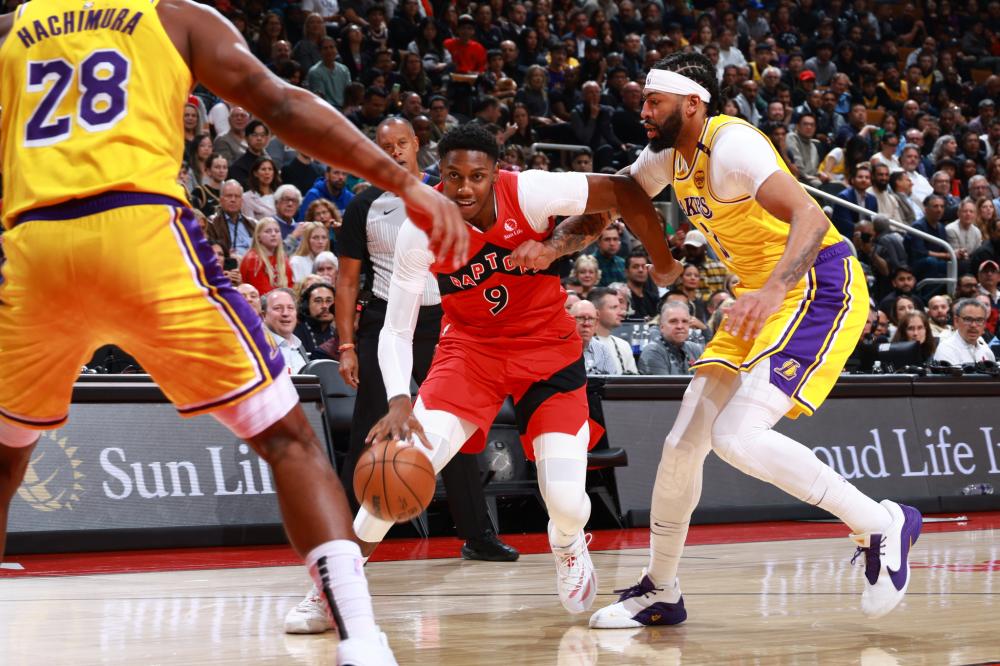 色中场球员 色中场球员